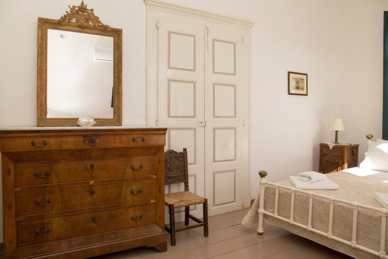 1861 Mansion Spetses Villa Exteriör bild